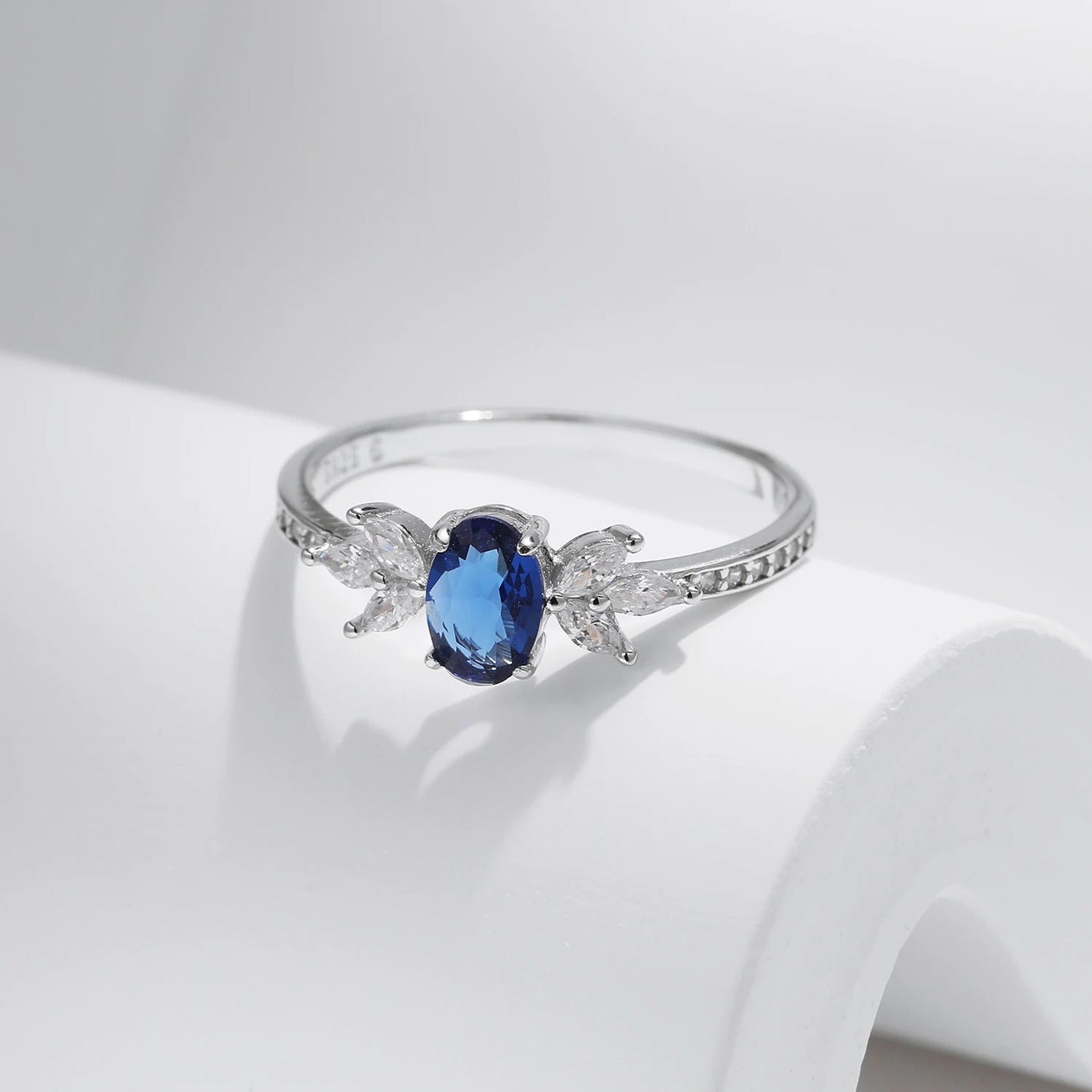 Stunning Blue Diamond Ring: MQ 925 Silver for Women