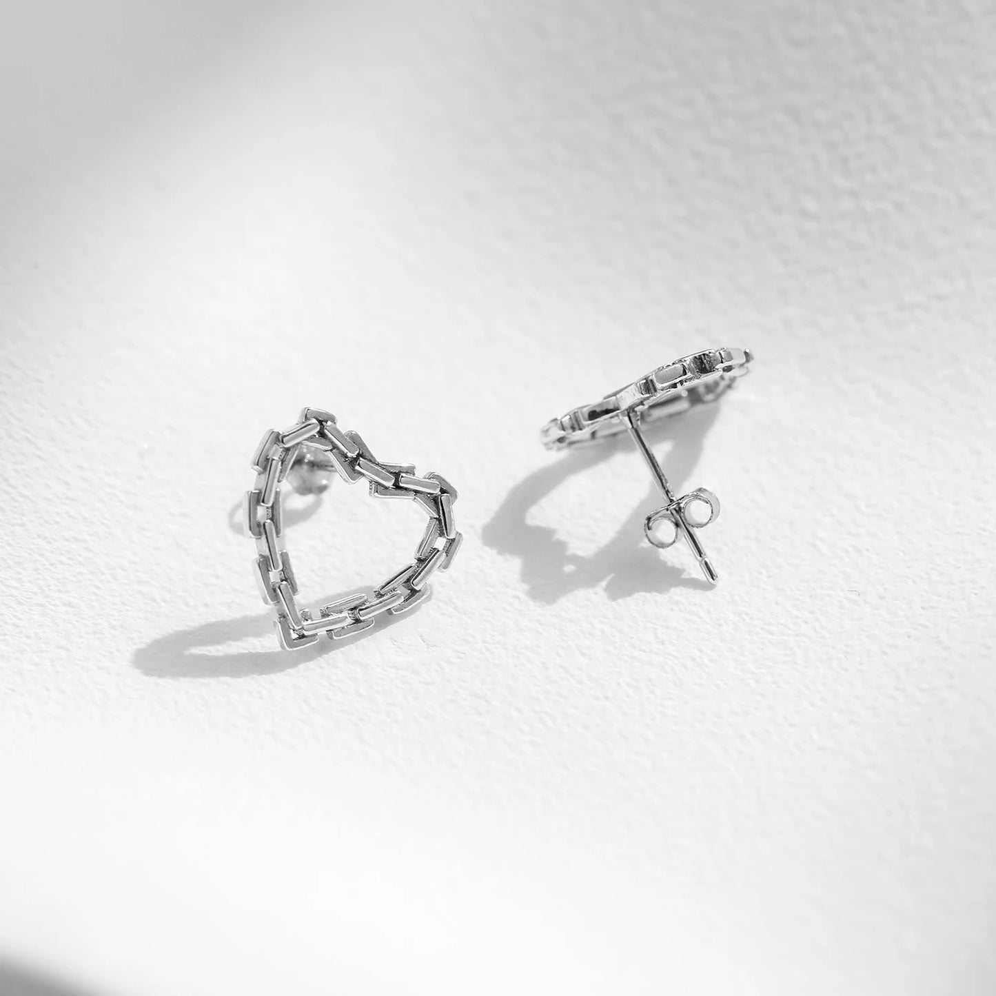Sparkle with MQ 925 Silver Hearts Earrings - Perfect for Women!