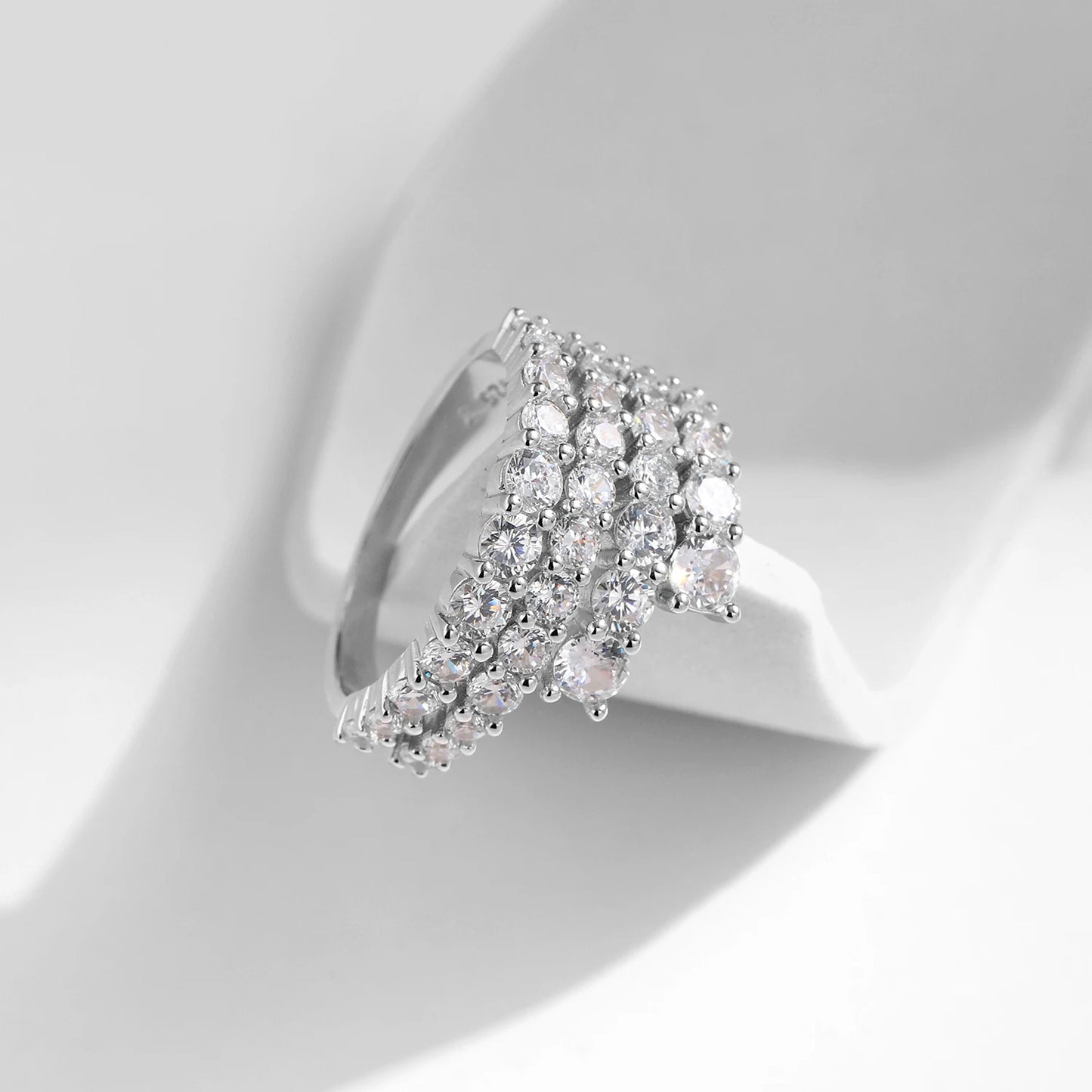 Luxurious MQ 925 Silver Zirconia Ring - Elevate Your Style